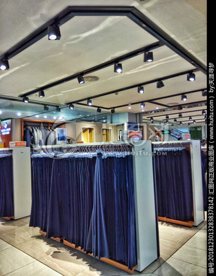 從服飾到鞋帽 打造一站式購物體驗的時尚空間